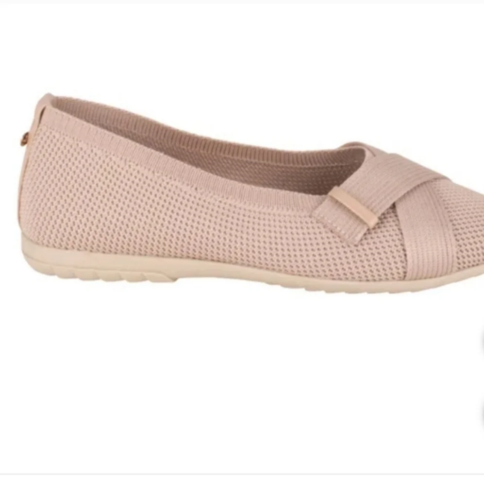 Gloria Vanderbilt DEBBIE Ladies' Flat NEW IN BOX